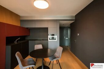 REB.SK Predaj luxusný 2-izbový byt SKY PARK - 4