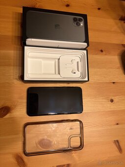 iPhone 11 Pro Max 256gb, Midnight Green - 4