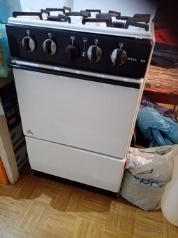 Predám plynový sporak - 4