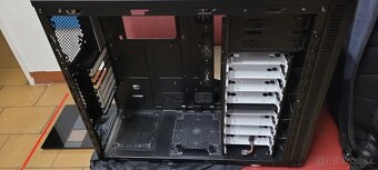 Predám skrinka FRACTAL Define R3 / TOP stav - 4