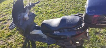 Malaguti Madison 150 - 4