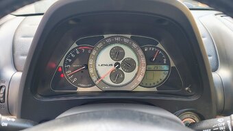 Lexus IS300 3.0 2JZ - 4