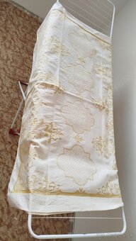 Vyšívané obrusy - 4