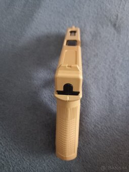 Glock 17, plastová replika zbrane - 4