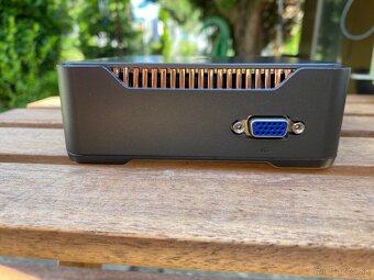 Mini PC 4jadro,8GBDDR4,UHD600,512GBSSD - 4