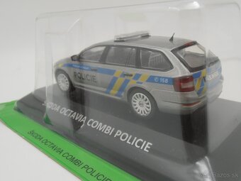 Škoda Octavia III Combi Policie 1/43 - 4