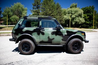 Lada Niva Bronto - 4