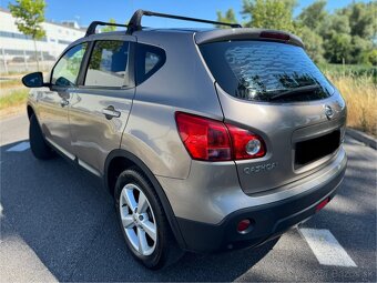 NISSAN QASHQAI 2.0D 4x4 Panorama - 4