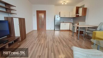 -Lokalita : SLIMAK, CENTRAL, VIVO - 1-izbový byt - Balkon - - 4