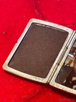 starozitny strieborný medailon ,na foto - 4