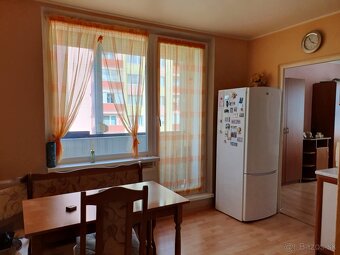 Veľký, 2 izbový, loggia - 4