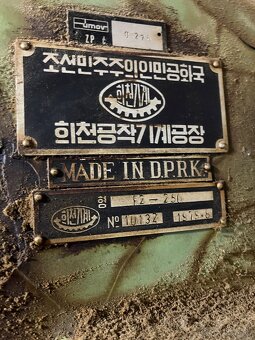 Fréza na kov F2 - 250 univerzálna frézka - 4