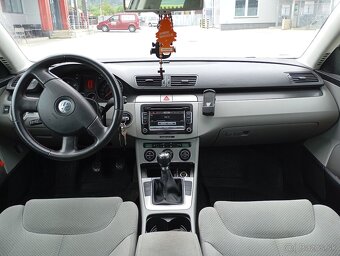 Volkswagen Passat b6 - 4