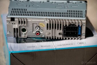 Predám autorádio SENCOR SCT 5052BMR - 4