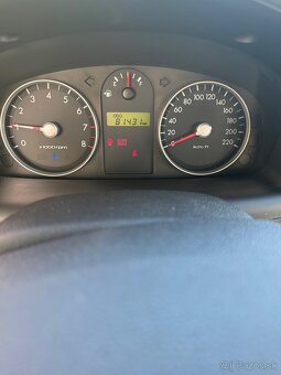 HYUNDAI GETZ 2008 - 4