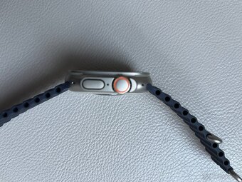 Apple Watch Ultra 2 49 mm - 4