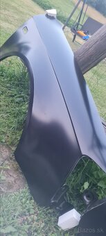 Predám blatník audi a4 b7 - 4