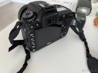 Nikon D7500 + Objektív NIKKOR 35mm f/1.8 AF-S DX + Blesk Nik - 4