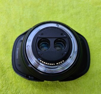 Canon RF 5.2mm f/2.8 L Dual Fisheye - 4