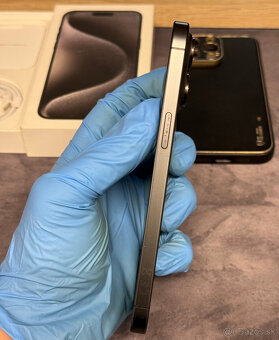 Apple iPhone 15 Pro Max 256 GB Black Titanium / 85% zdravie - 4
