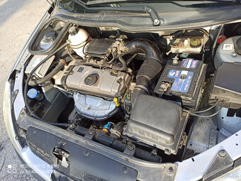 Peugeot 206 1100 - 4