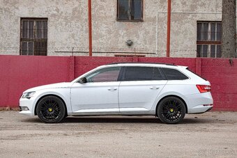 Škoda Superb Combi - 4