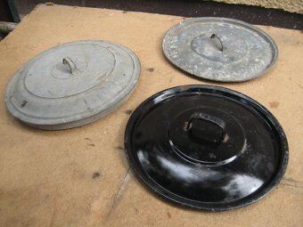 nádoby, vázy a iuné - 4