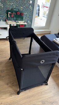 Predám cestovnú postieľku  BUGABOO čierna v Top stave - 4