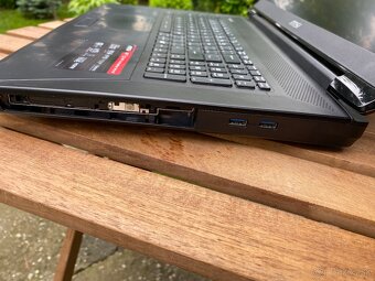 Herný Notebook MSI GT72S 17”i7-6820HK,8GBDDR4,GTX980M,256GBS - 4