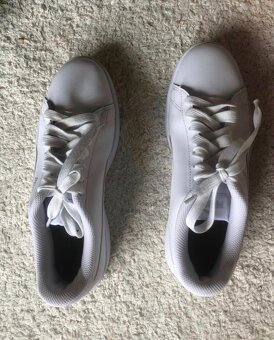 ———-Biele kožené tenisky Puma Smash V2, 38, 18 E—— - 4