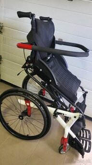 invalidny vozík LEVO 48cm s elektrickou vertikalizaciou - 4