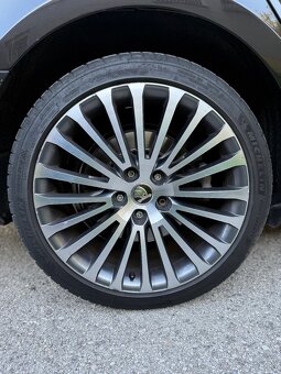 Škoda Superb II facelift 3.6 V6 FSI DSG 4x4 Lauri&klement - 4