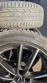 215/50 r18 Bridgestone turanza t001..DOT 27/22 - 4