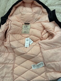 Dámska páperová bunda Hollister - 4