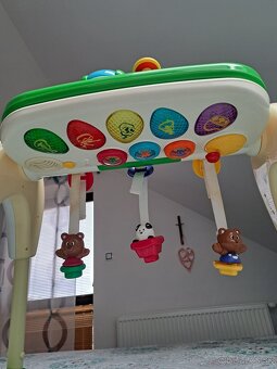 Predám  detskú  hrazdičku / hrací stolík Chicco - 4