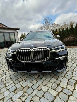 BMW X7 5.0i M Power, rok.v 2021, 67 tisíc km,, INDIVIDUAL - 4
