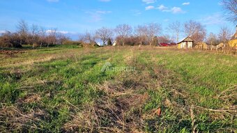 PREDAJ-ZNÍŽENÁ CENA:Rekreačný pozemok Čechynce; 2183m2; 59.9 - 4