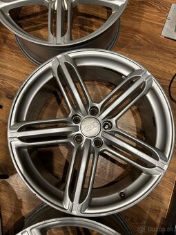 Audi Pompei 5x112 r19 ET35 8,5J - 4