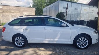 ŠKODA OCTAVIA COMBI 1.6 TDI - 4