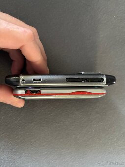 Nokia n8 + LG km570 - 4