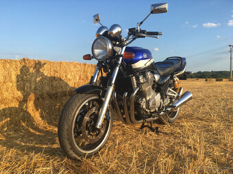 YAMAHA XJR 1300 - 4