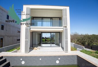 Luxusná novostavba vila s bazénom a výťahom len 100m od mora - 4