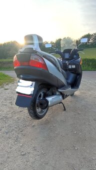 Suzuki burgman 400 - 4