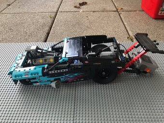 LEGO Technic 42050 Dragster - 4