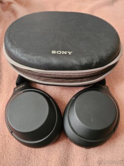 • Sony WH-1000XM4 - Prémiové bezdrôtové
slúchadlá - 4