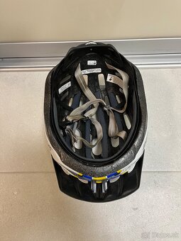 Prilba Specialized - 4