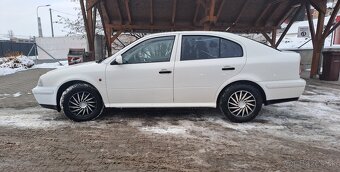 Škoda octavia 1.6 55kw - 4