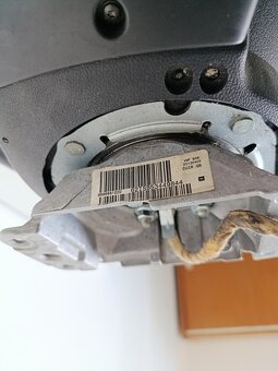 volant Citroen C4 picasso 2012 96866512ZD 60€ - 4