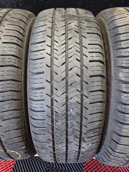 215/65 R16C Michelinletne pneumatiky - 4