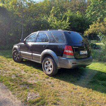 Kia Sorento 2.5 crdi 4x4 - 4